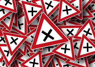 九游平台-PSG攻防转换速度需提升以应对顶级对手，攻防转换战术