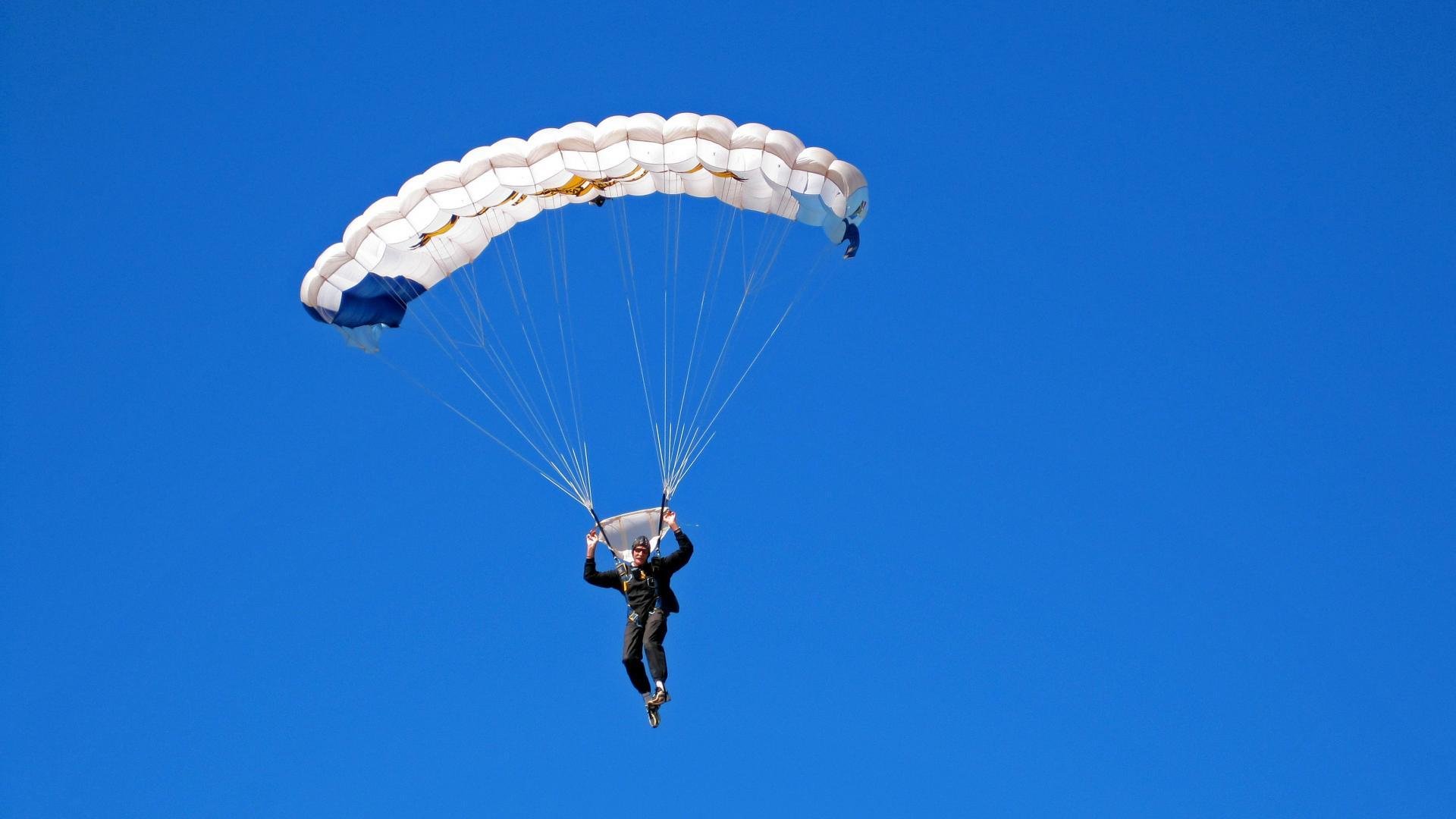 9体育-中国选手包揽亚洲滑板锦标赛前三，中国滑板金牌