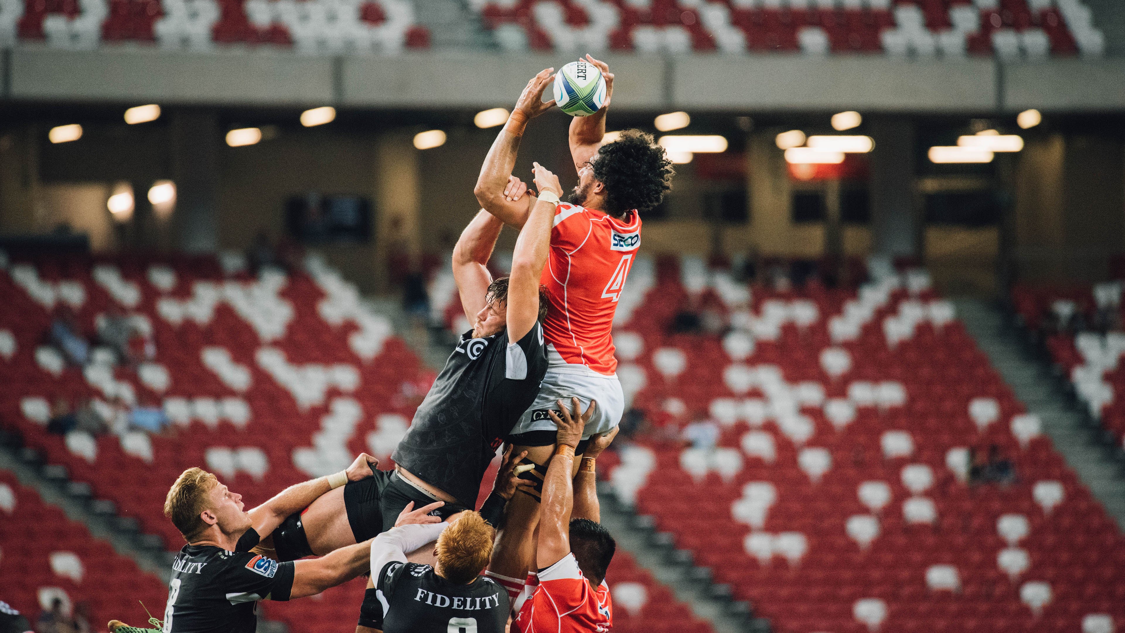 _云端运动体验：虚拟环境中的极限运动_，云端训练模型